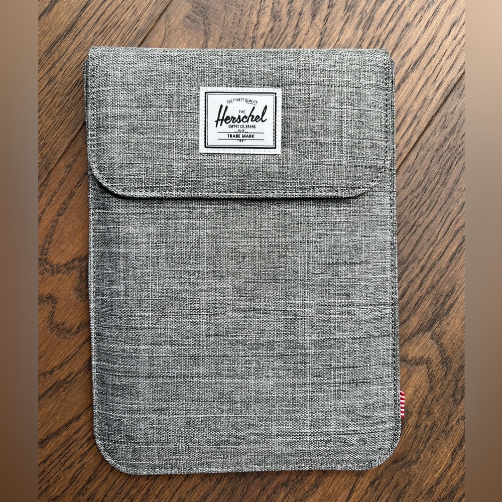 Herschel Supply Company Grey Tablet/Kindle/iPad Sleeve